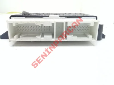 5Q0919294K - PARK YARDIMI KONTROL ÜNİTESİ