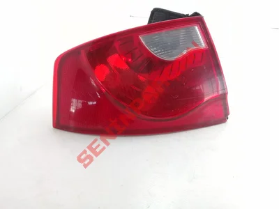 3R5945095C - TAILLIGHT - Used Original