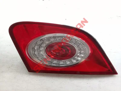 3C5945094F - ARKA SİS LAMBASI BULUNAN