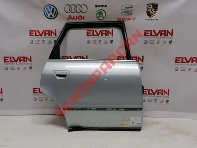 8D0833052 - ARKA KAPI SAG