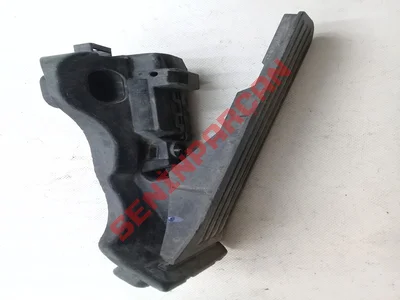 1K1721503L - GAZ PEDALI