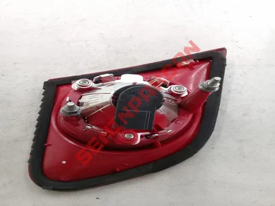 3C5945094F - ARKA SİS LAMBASI BULUNAN