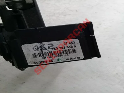 8E0953503B - CAM SİLECEĞİ/SİLME YIKAMA - Used Original