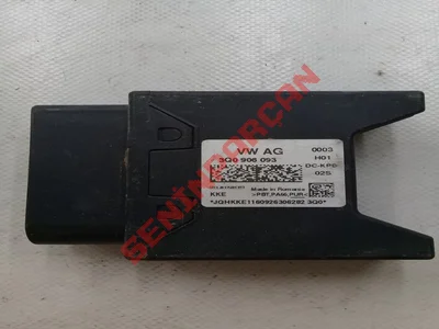 3Q0906093 - YAKIT POMPASI KONTROL UNITESI - Used Original