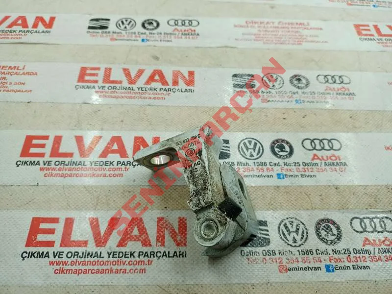 8V5833404C - SCHARN HAELFTE H R U