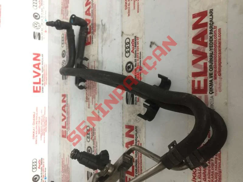 1J0133699A - 1 TAKIM YAKIT BORUSU