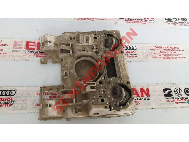 1K0947105N - İÇ VE OKUMA LAMBASI