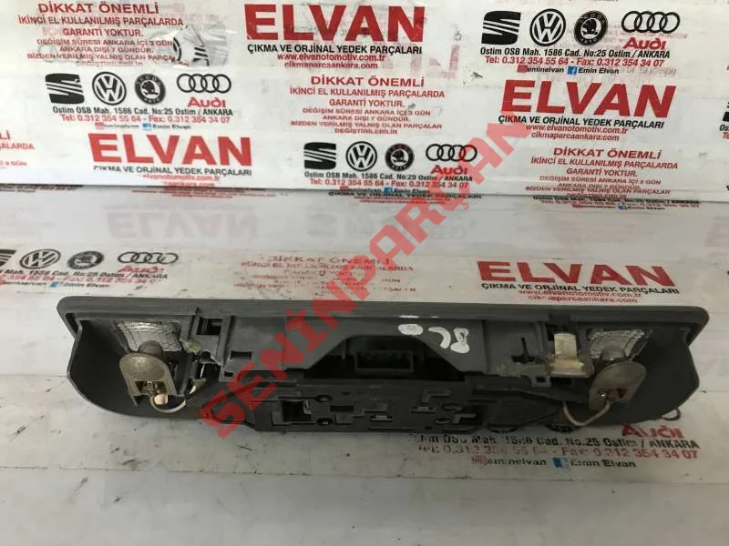 8L4947111 - İÇ VE OKUMA LAMBASI