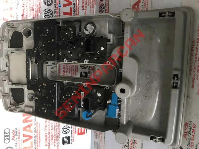 4G0947135D - İÇ VE OKUMA LAMBASI