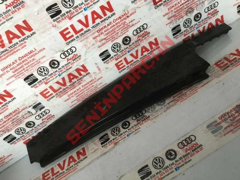 5F4839901F - KAPI CAMI ÇERÇEVESİNİN SİPERİ