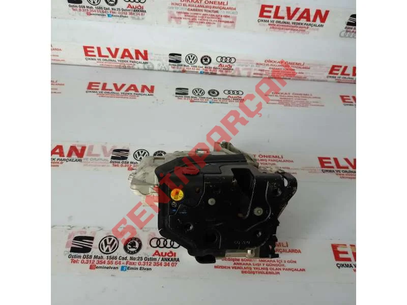 8K0839015 - KAPI KILIDI