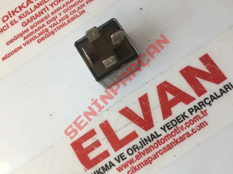 8D0951253A - SINYAL LAMBASI