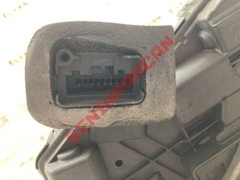 5TA839016H - KAPI KILIDI