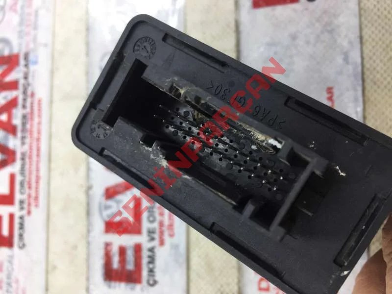 5Q0907357 - VİRAJ IŞIĞI VE FAR UZUNLUK AY.