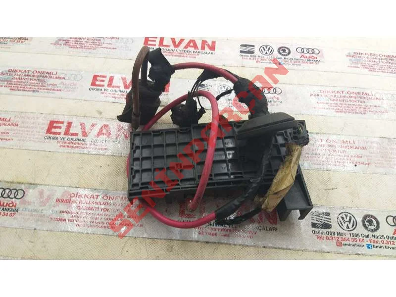 7H0937550 - SIGORTA KUTUSU