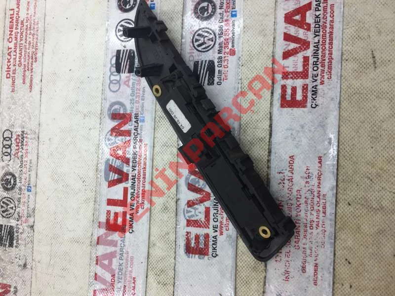 4L0959527A - DÜĞME YUVASI