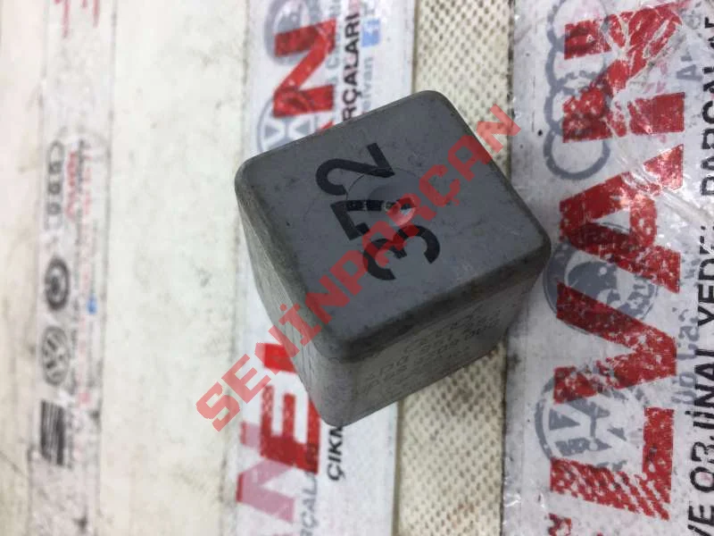 4D0951253 - KESMEANAHTARI