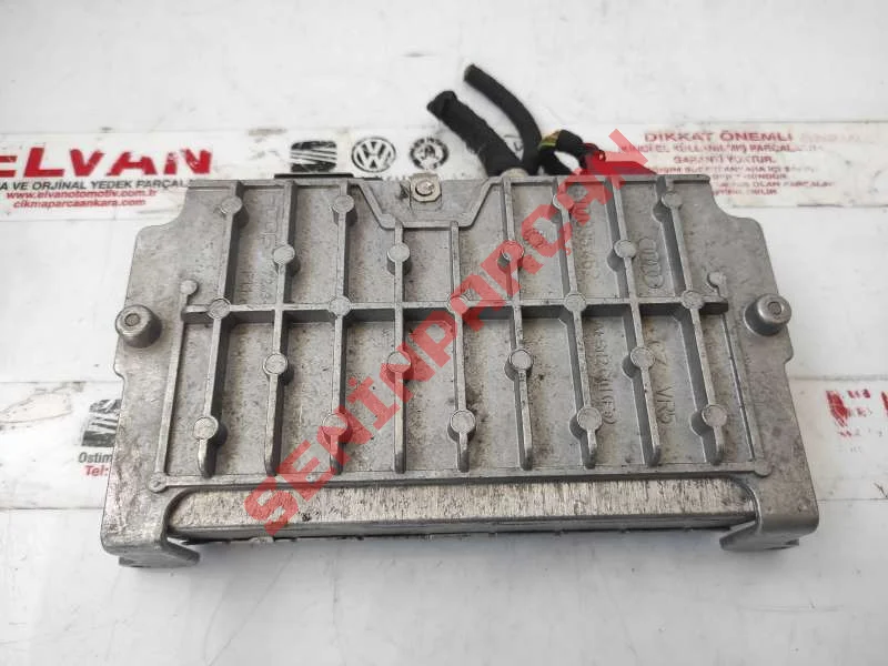 8T0035462 - KONTROL ÜNİTESİ TUTUCUSU