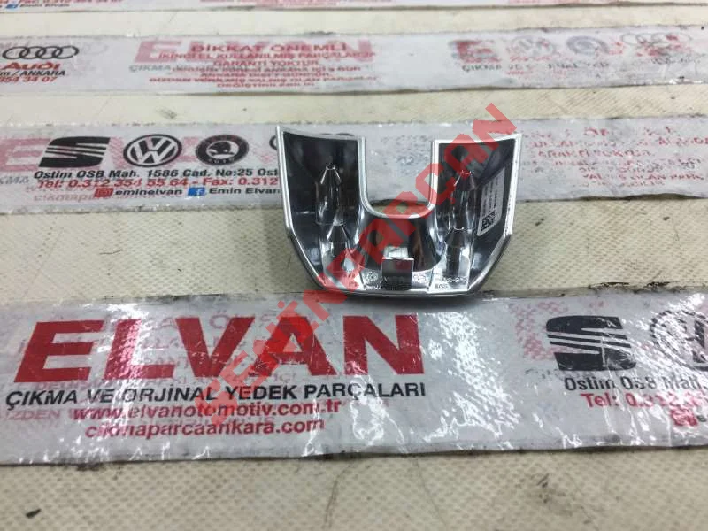 1K8419685 - DİREKSİYON SİMİDİ KAPAĞI