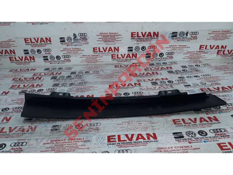 1K4837902A - KAPI CAMI ÇERÇEVESİNİN SİPERİ