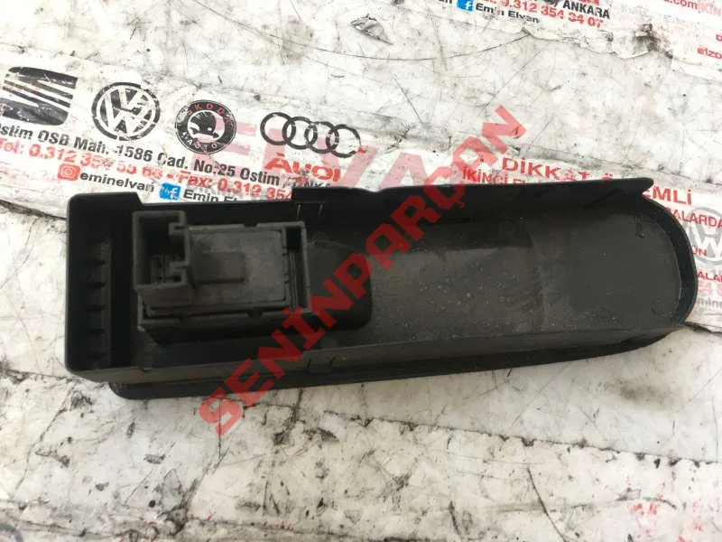 5K0867256 - DÜĞME SİPERİ