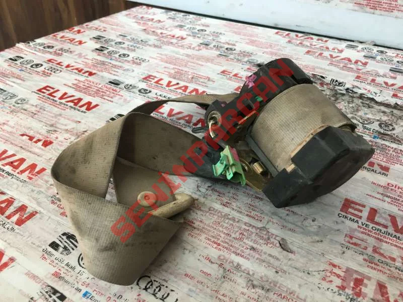 3U5857447 - ÜÇ NOKTALI EMNİYET KEMERİ