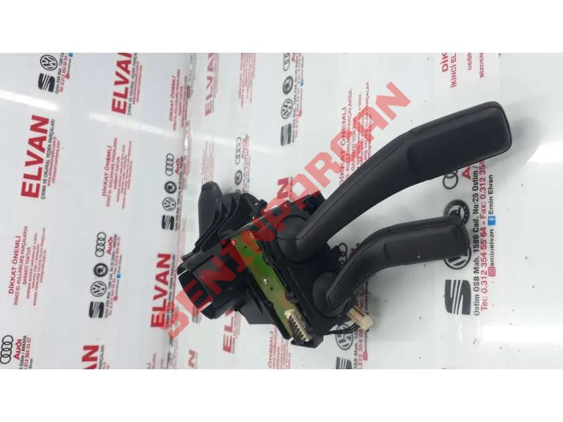 8K0953502BD - DİREKSİYON KOLU KOMB. ŞALTERİ