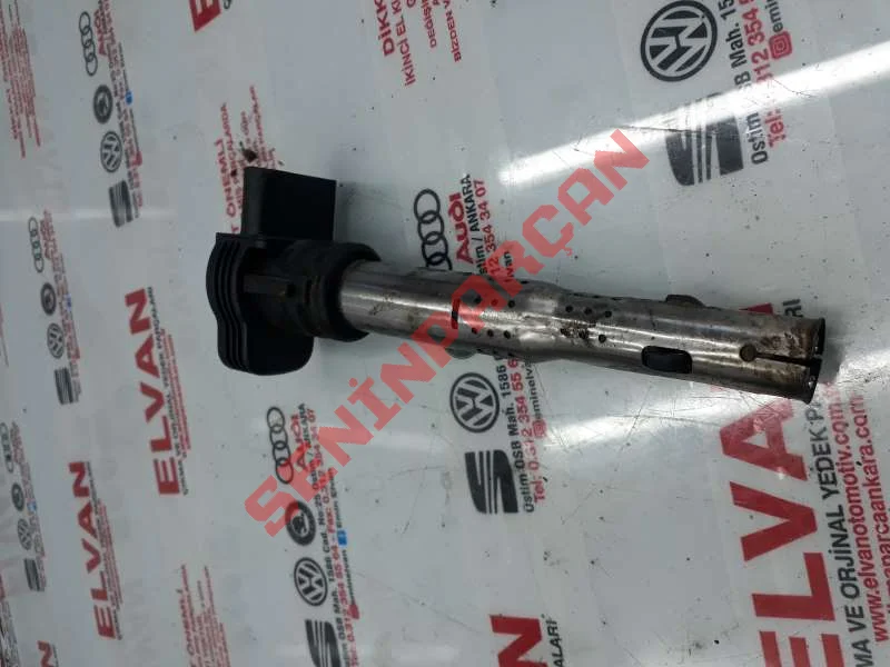 07K905715E - ATEŞLEME BUJİSİ SOKETİ OLAN