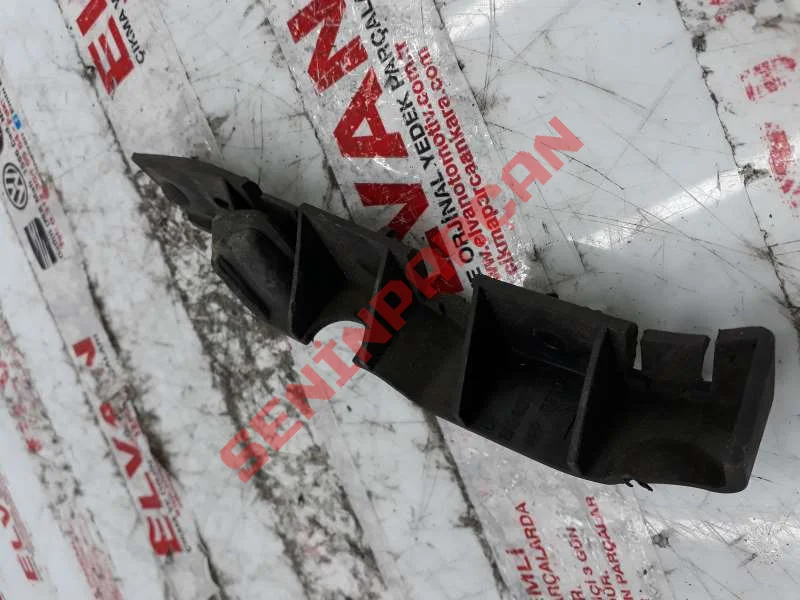 8P0807184A - KILAVUZ PARCASI