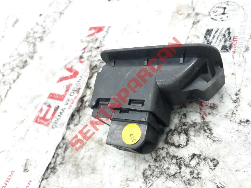 4M0959831A - ELEKTRİKLİ KAPAK KİLİD KUMAN-