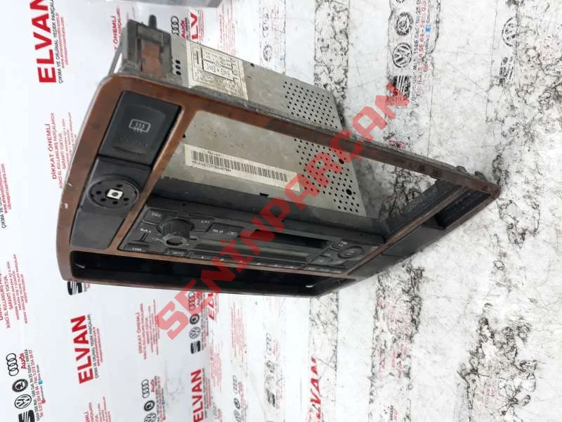 1J0035186E - STEREO-CASSETTE OTO RADYO