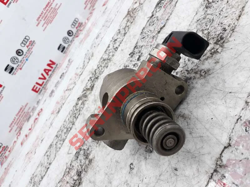 06L127025J - YAKIT POMPASI