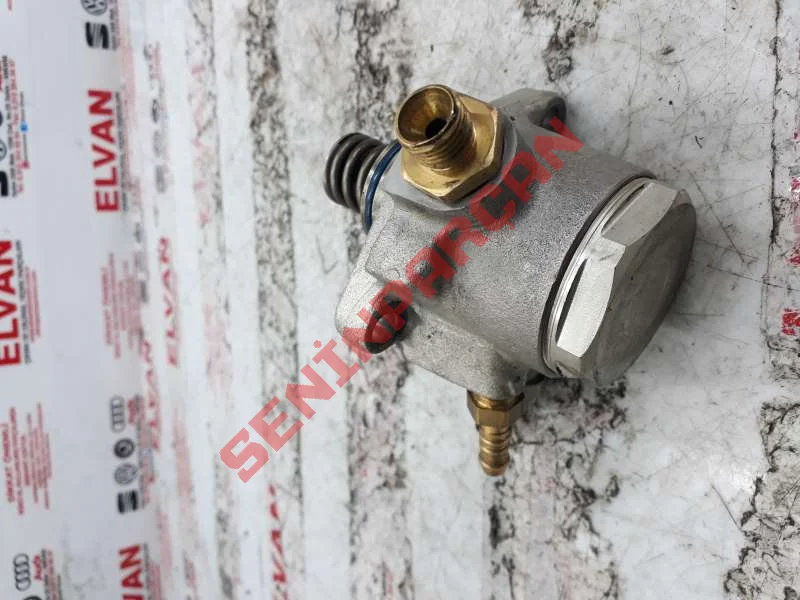 04E127026G - YAKIT POMPASI