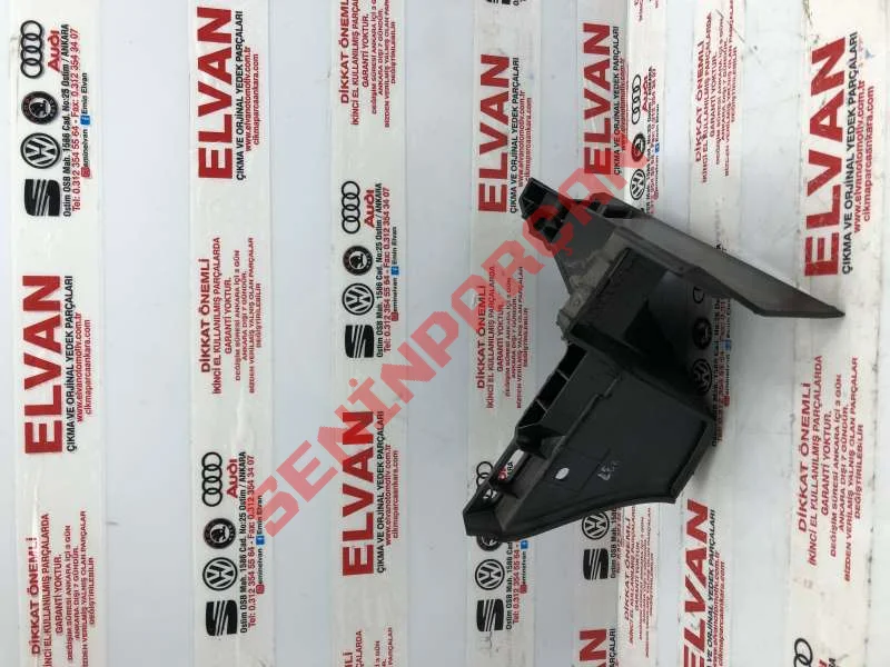 8V0863424 - BAGAJ KAPLAMA DAYANAĞI