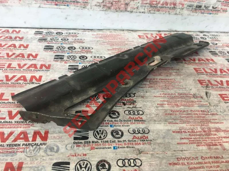 1Z5807147A - BRAKET TAMPON ARKA SAG