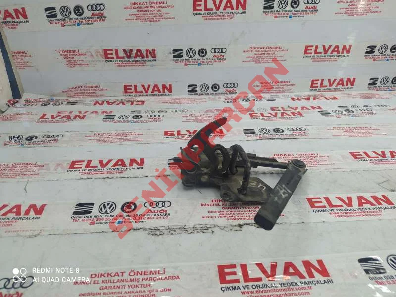 4Z7823480A - BAGAJ ALT KAPLAMA