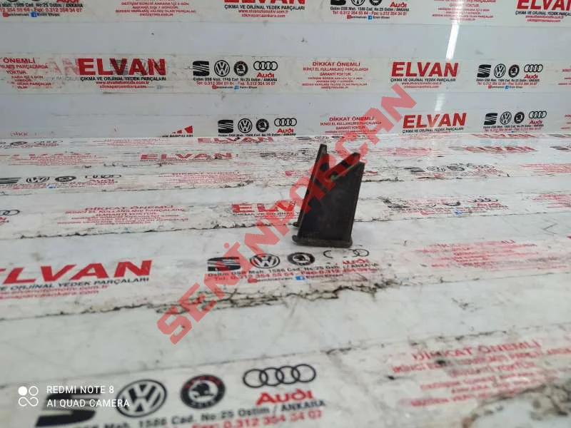 3V0887187A - KORUYUCU