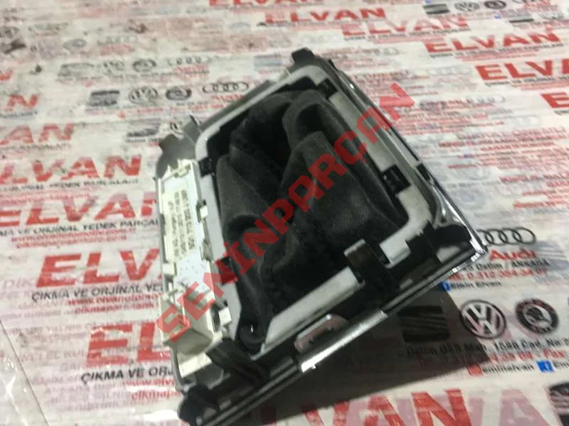 5G1713203J - VİTES KAPAĞI