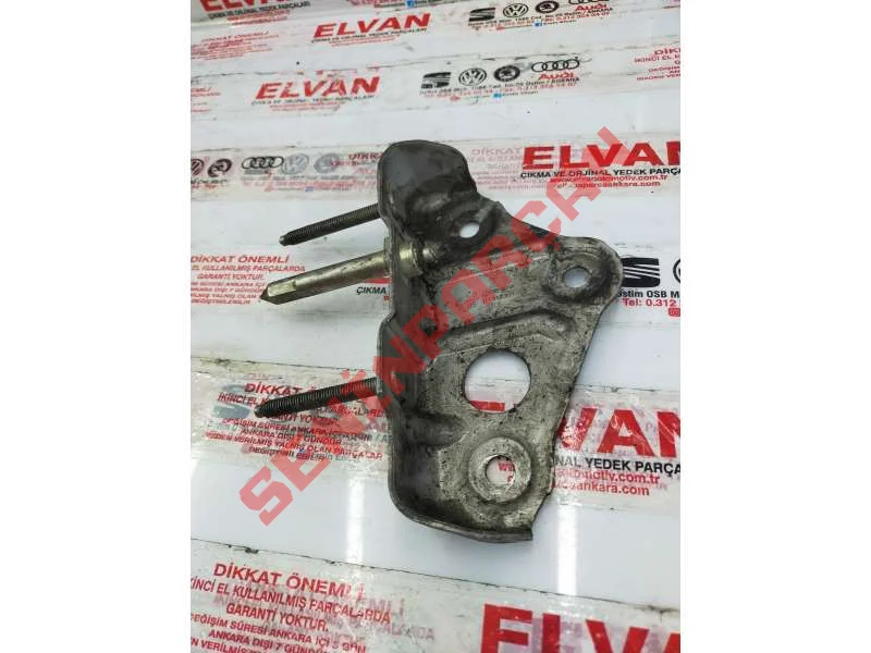 1T1857021A - TRAVERS IÇIN TUTUCU