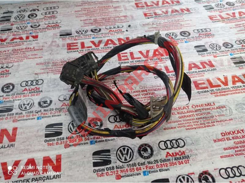 1J0972772 - KABLO SOKETI