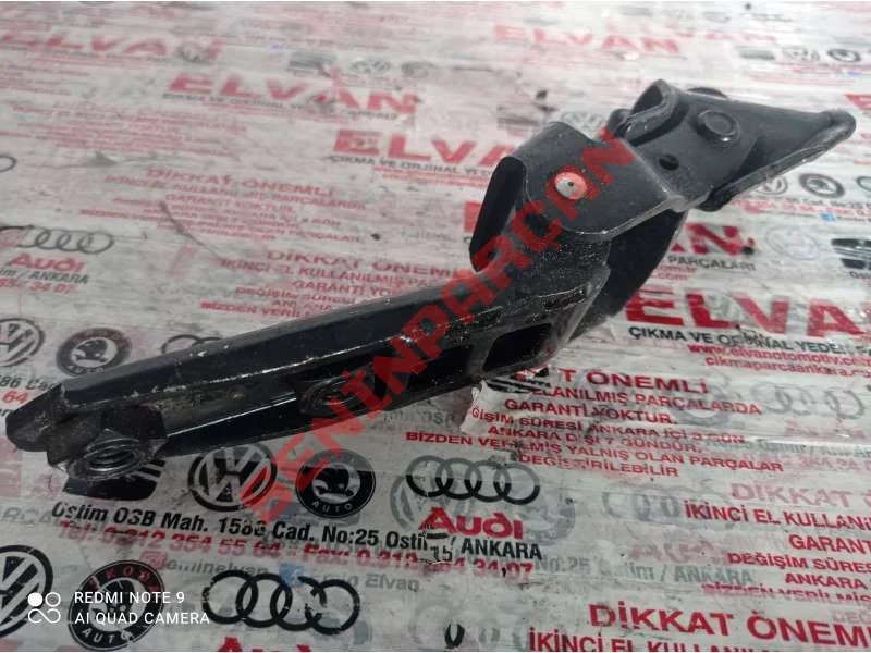 7N0843336C - SÜRÜGÜLÜ KAPI MENTEŞESI