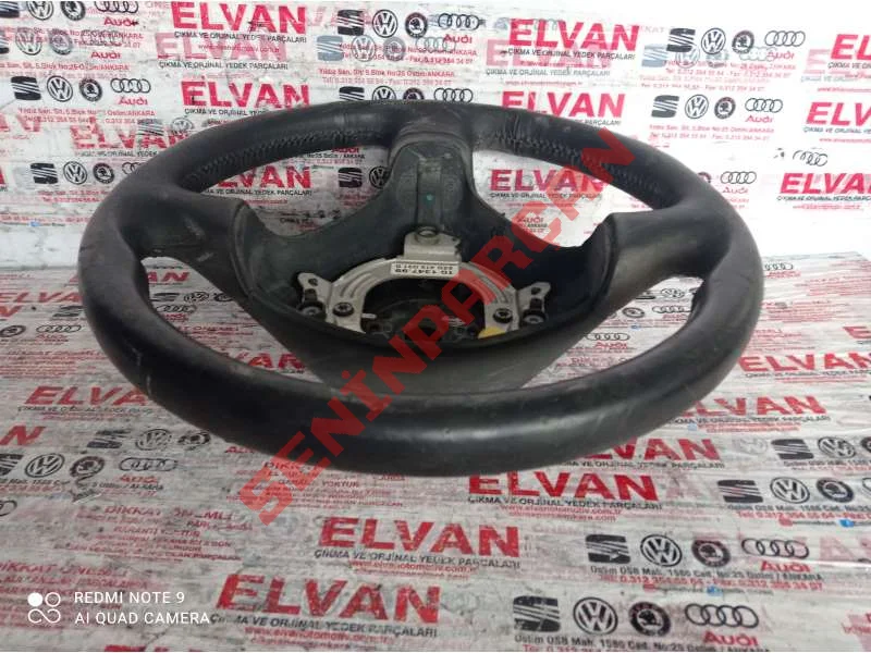 8Z0419091D - SPOR DIREKSIYON (DERI)