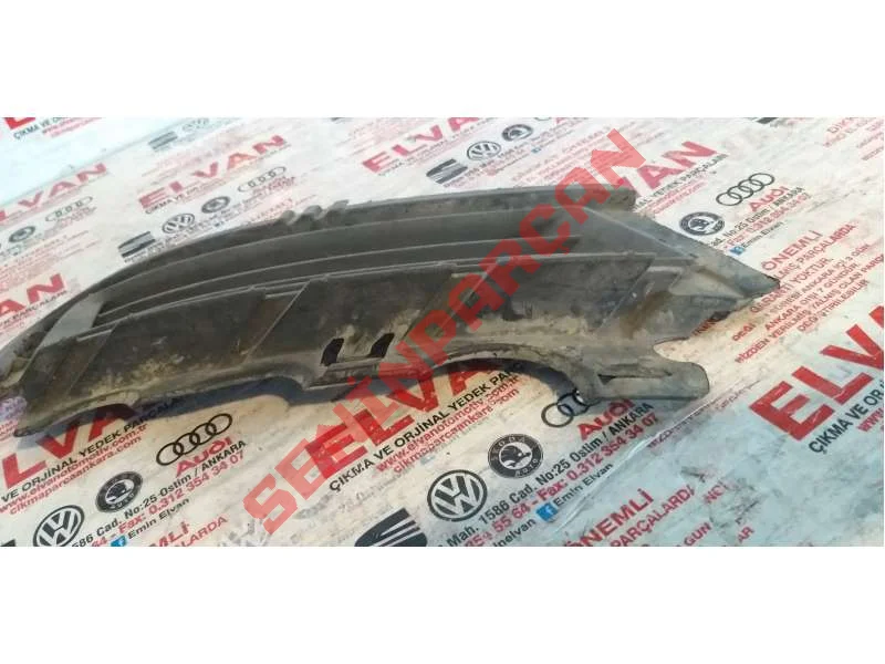 5G0853212D - TAMPON İÇİN KAPAK PARÇASI