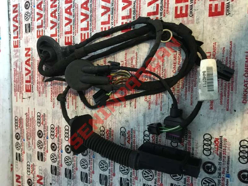 8U0971687G - KAPI KABLO DEMETİ