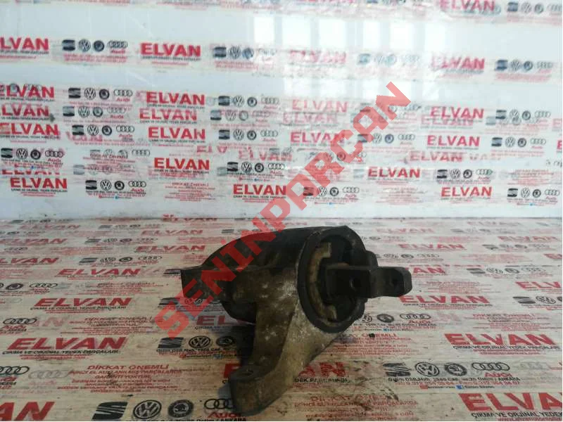 8Z0199543A - TRAVERS TAKOZU