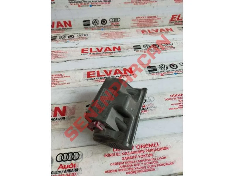 3B0857989A - KULLUK ICI