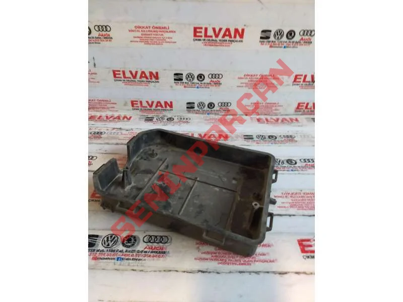 8D0927355B - KONTROL ÜNITESININ MUHAFAZASI