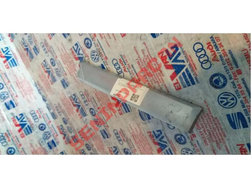 2H3857115 - ÖN GÖĞSÜN SÜS ÇITASI