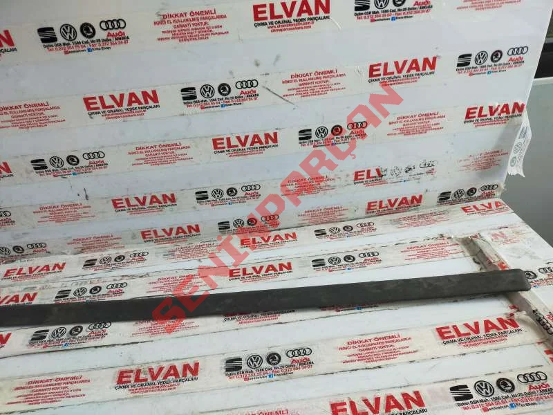 1M0853516G - KAPI SÜS ÇITASI