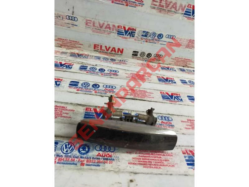 4F0837208C - KAPIKOLU